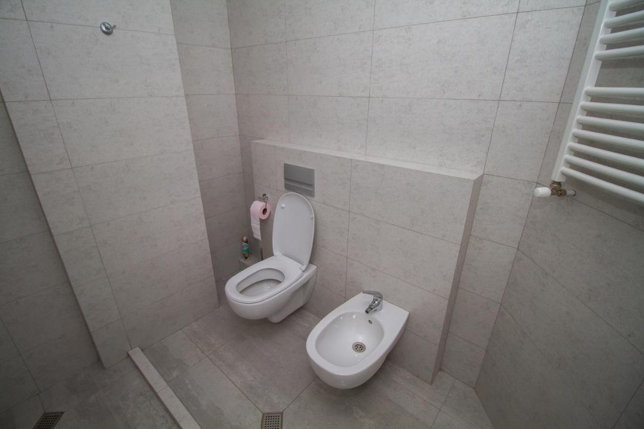 Host Net Iverieli Tbilisi ภายนอก รูปภาพ